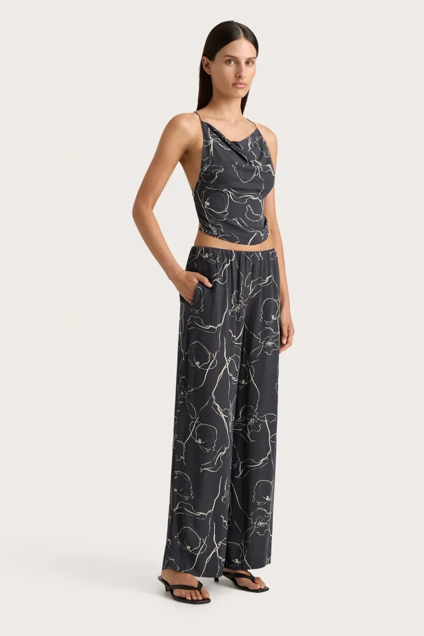 Aurelie Top Calla Charred Navy