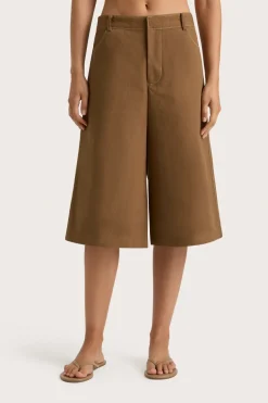 Cassis Short Umber