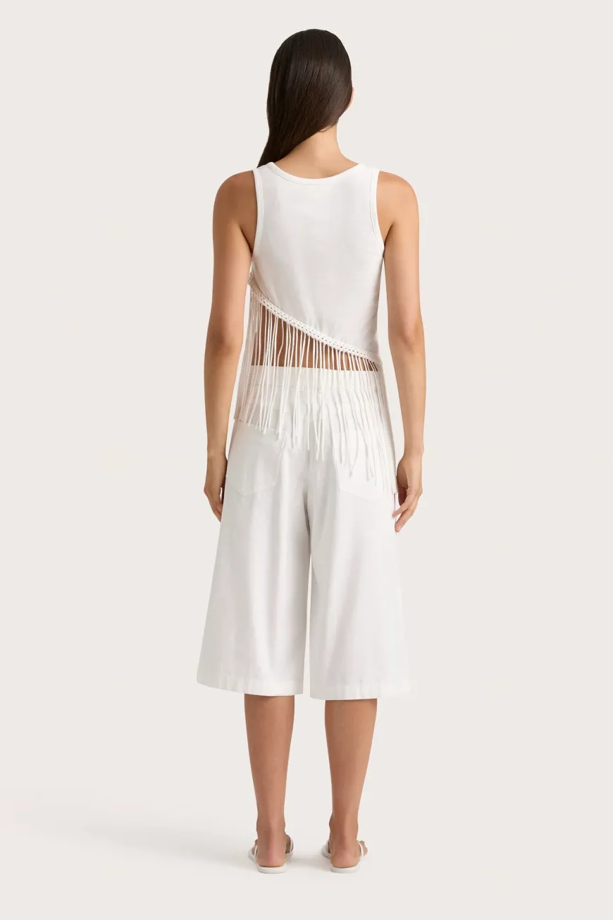 Cassis Short White