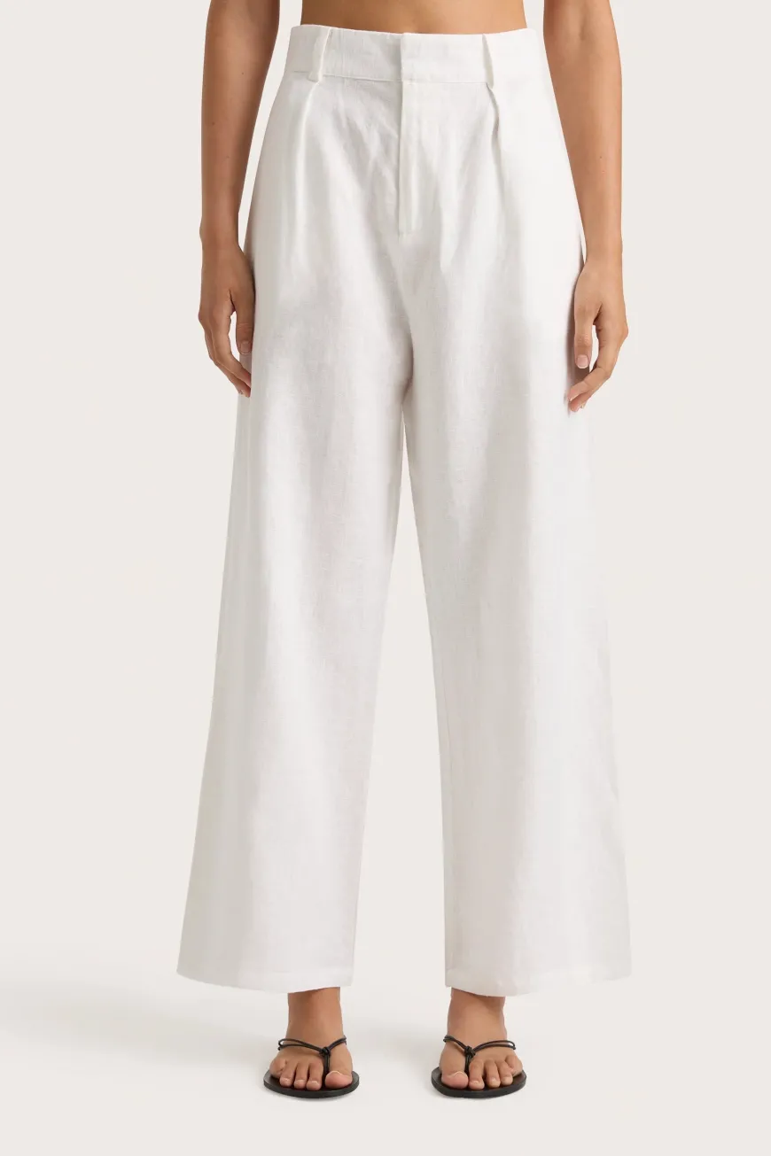 Ida Pant White