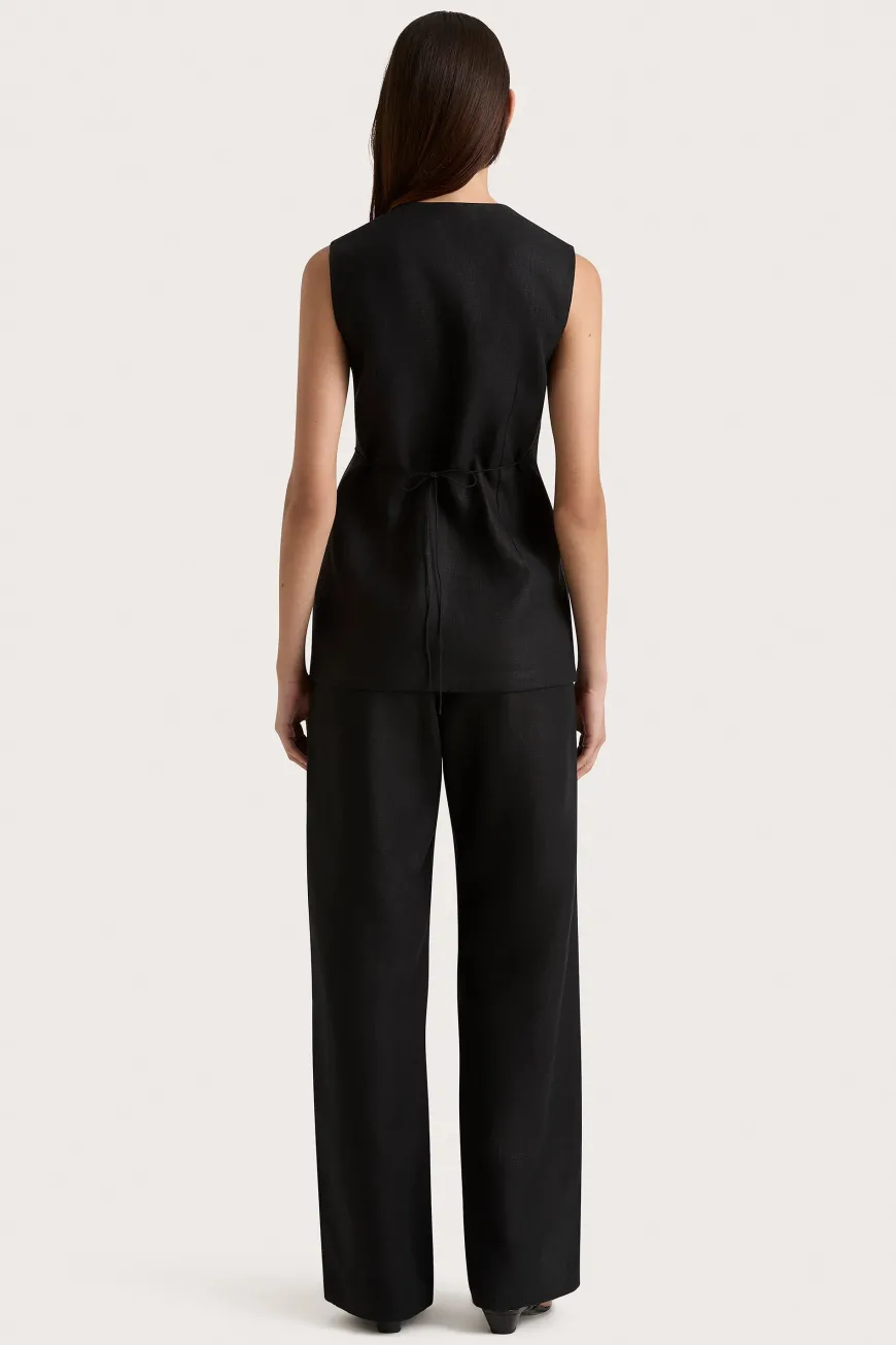 Lulea Wrap Vest Black