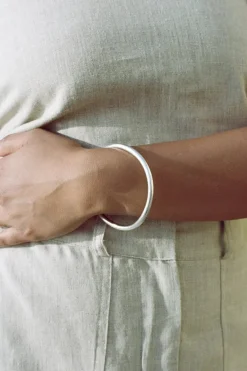 Mene Bangle Silver