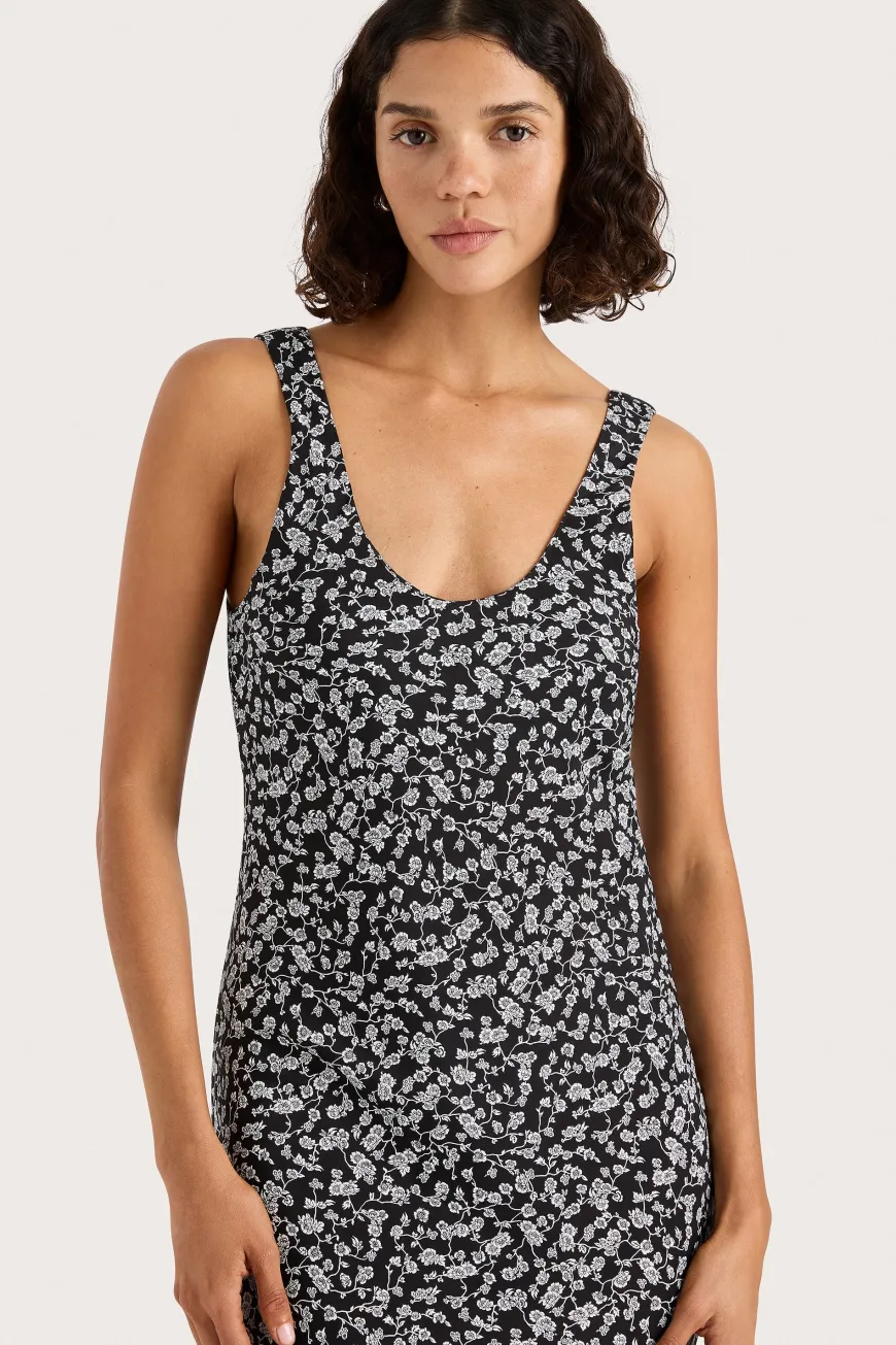 Olivia Maxi Dress Amaryllis Floral Black