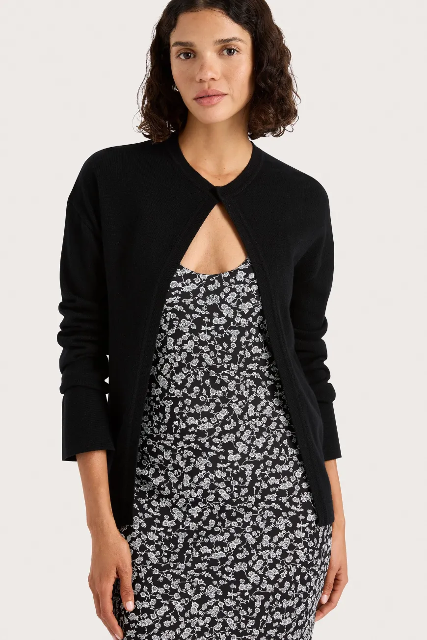 Olivia Maxi Dress Amaryllis Floral Black