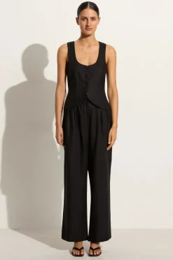 Stanze Vest Black
