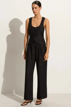 Stanze Vest Black